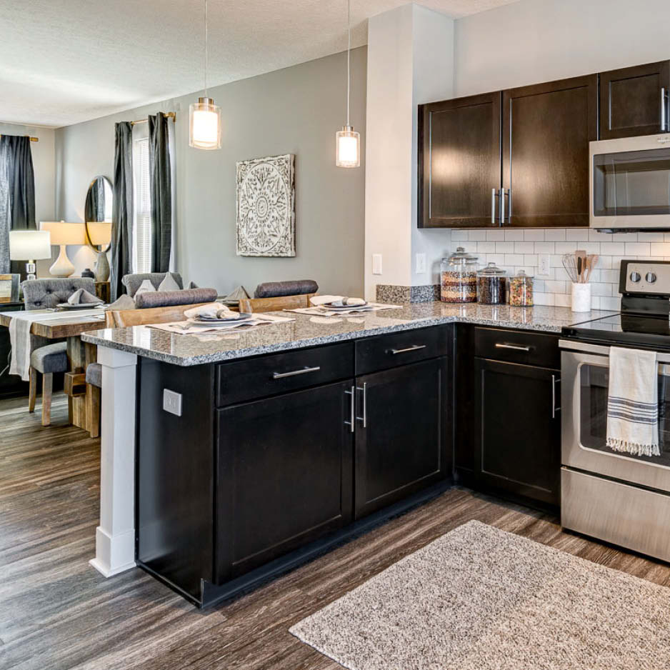 kitchen with breakfast bar
